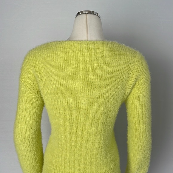 NWT She + Sky Sweater Size Small - Picture 10 of 13